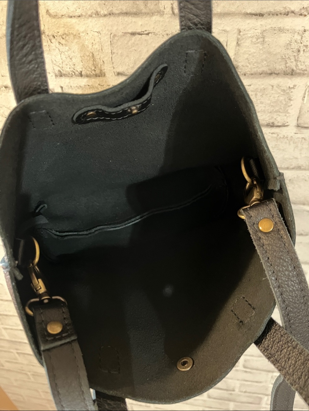 Portland leather goods black crossbody tote - Picture 5 of 5